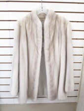 LADY'S MINK FUR COAT, HAVING L