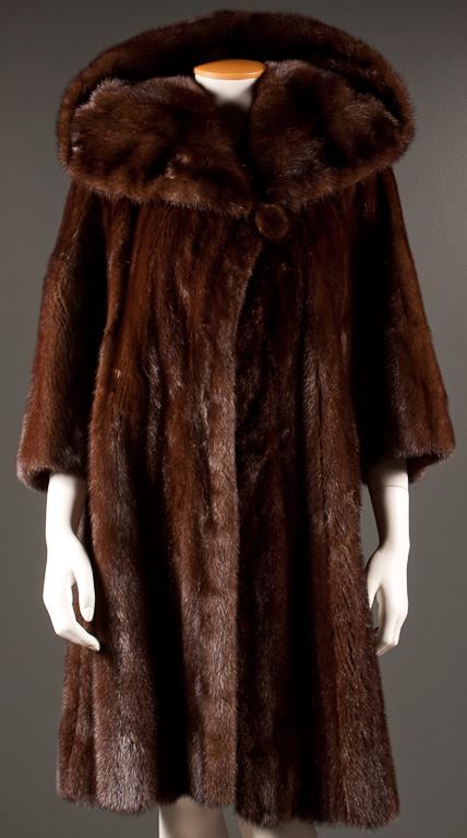 Lady's mink quarter-length