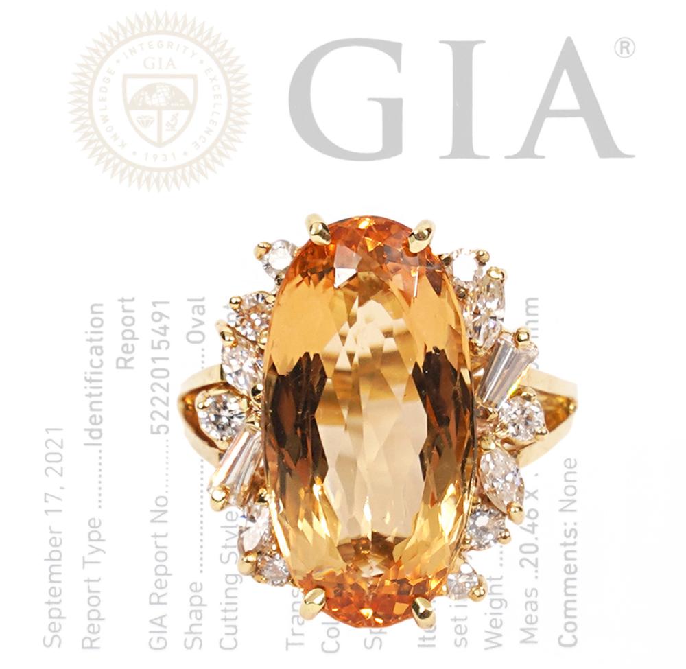 LADY'S NATURAL TOPAZ, DIAMOND & 18K