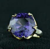 LADY'S PURPLE & SILVER RINGCon