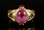 LADY'S RING - One 14K Yellow G