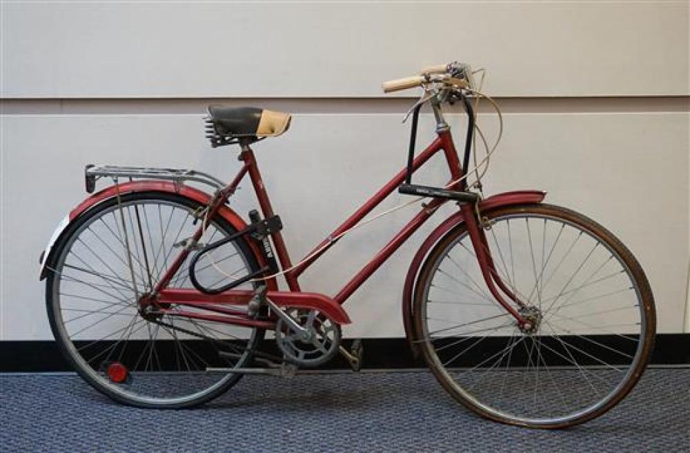 LADY'S ROBIN HOOD BICYCLELady's