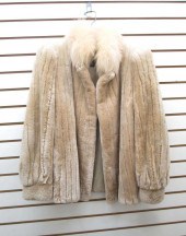 LADY'S SHEARED FUR COAT WITH F