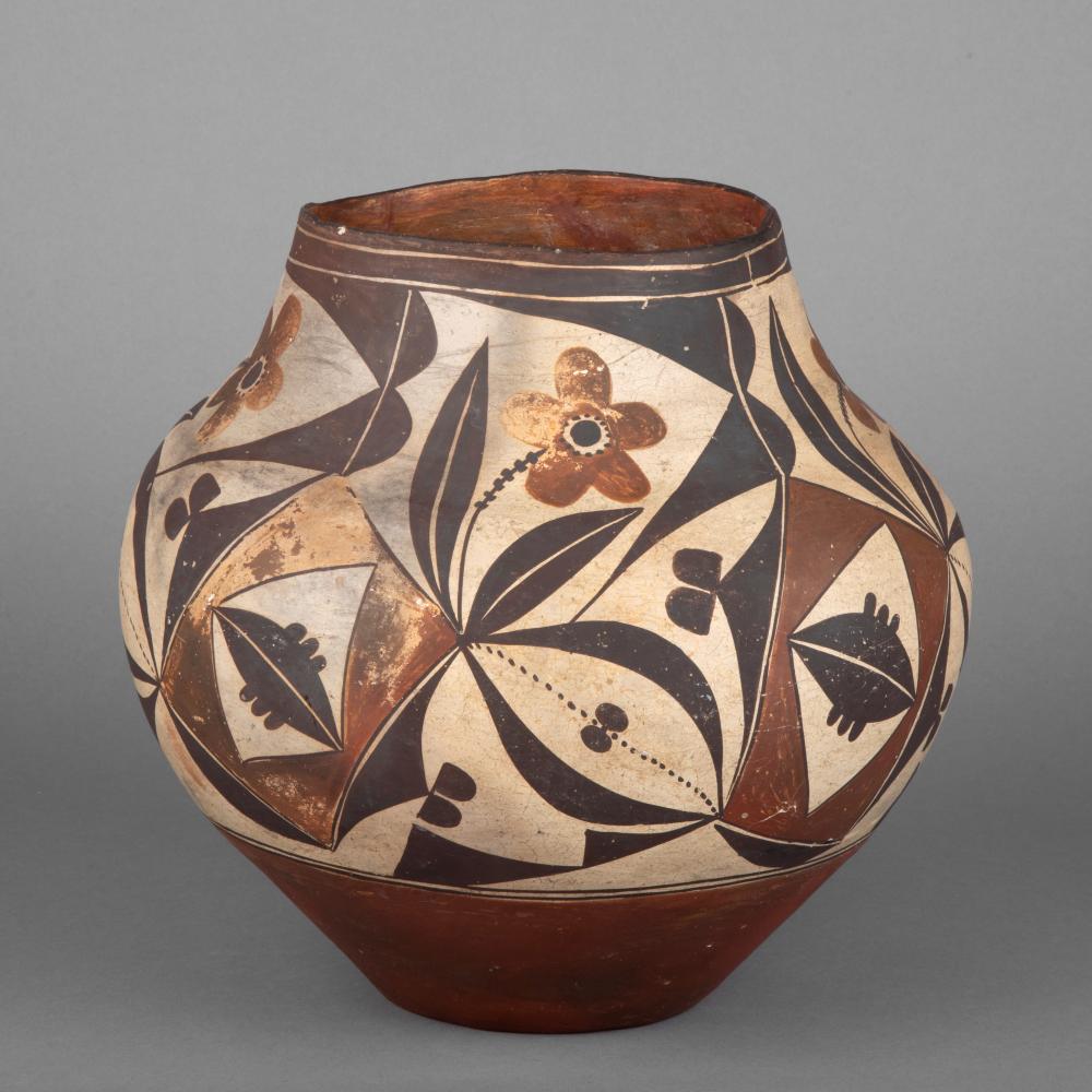 LAGUNA, POLYCHROME JAR, CA.