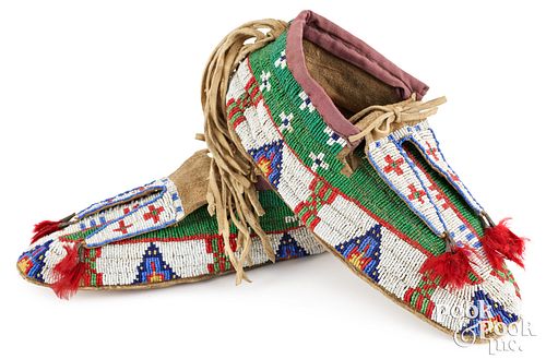 LAKOTA, SIOUX INDIAN BEADED HIDE