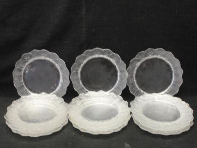 LALIQUE. 12 Dessert Plates. From