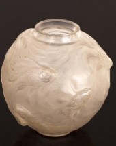 Lalique, a clear glass Formose