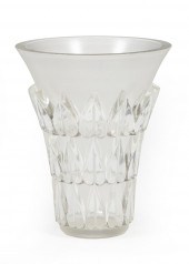 LALIQUE ART GLASS "FEUILLES" V