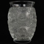 LALIQUE "BAGATELLE" CRYSTAL VA