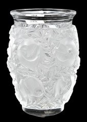 LALIQUE BAGATELLE OPAQUE VASEL
