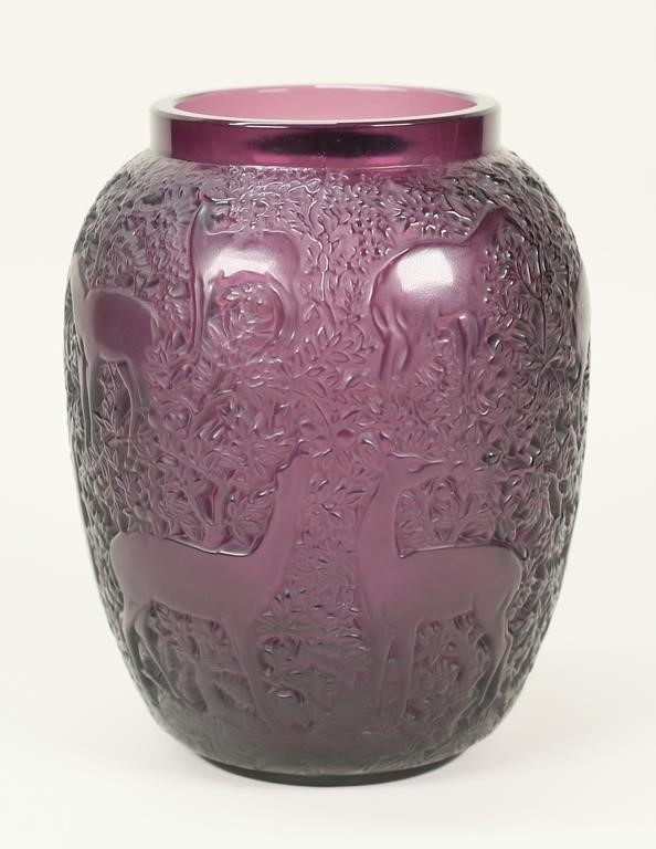 LALIQUE BICHES CRYSTAL VASE