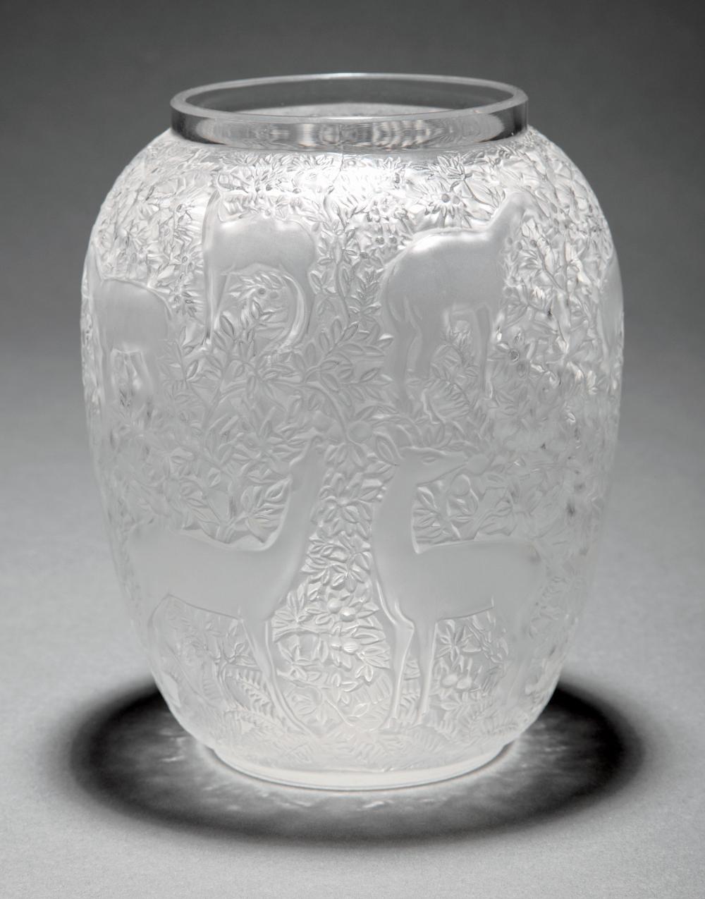 LALIQUE "BICHES" GLASS