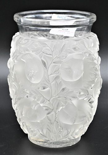 LALIQUE BIRD VASE, HAVING CLEAR RIM