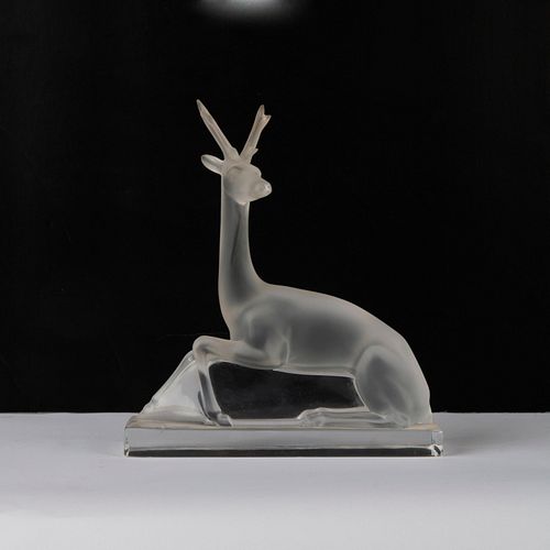 LALIQUE 'CERF' FROSTED GLASS