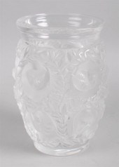 LALIQUE CLEAR AND FROSTED GLAS