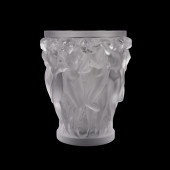 LALIQUE COLORLESS FROSTED 9.5"