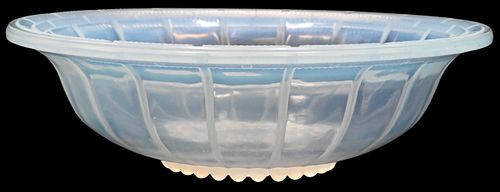 LALIQUE "CREMIEU" OPALESCENT