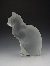 LALIQUE CRYSTAL ''CHAT ASSIS''