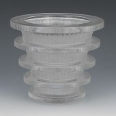 LALIQUE CRYSTAL "CHEVREUSE" VA