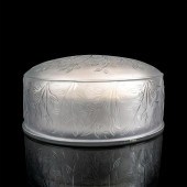 LALIQUE CRYSTAL COVERED POWDER