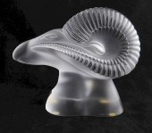 LALIQUE CRYSTAL FIGURINELaliqu