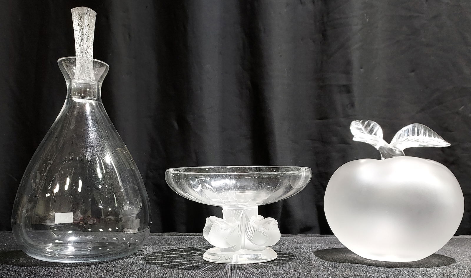 LALIQUE CRYSTAL: GRANDE POMME,