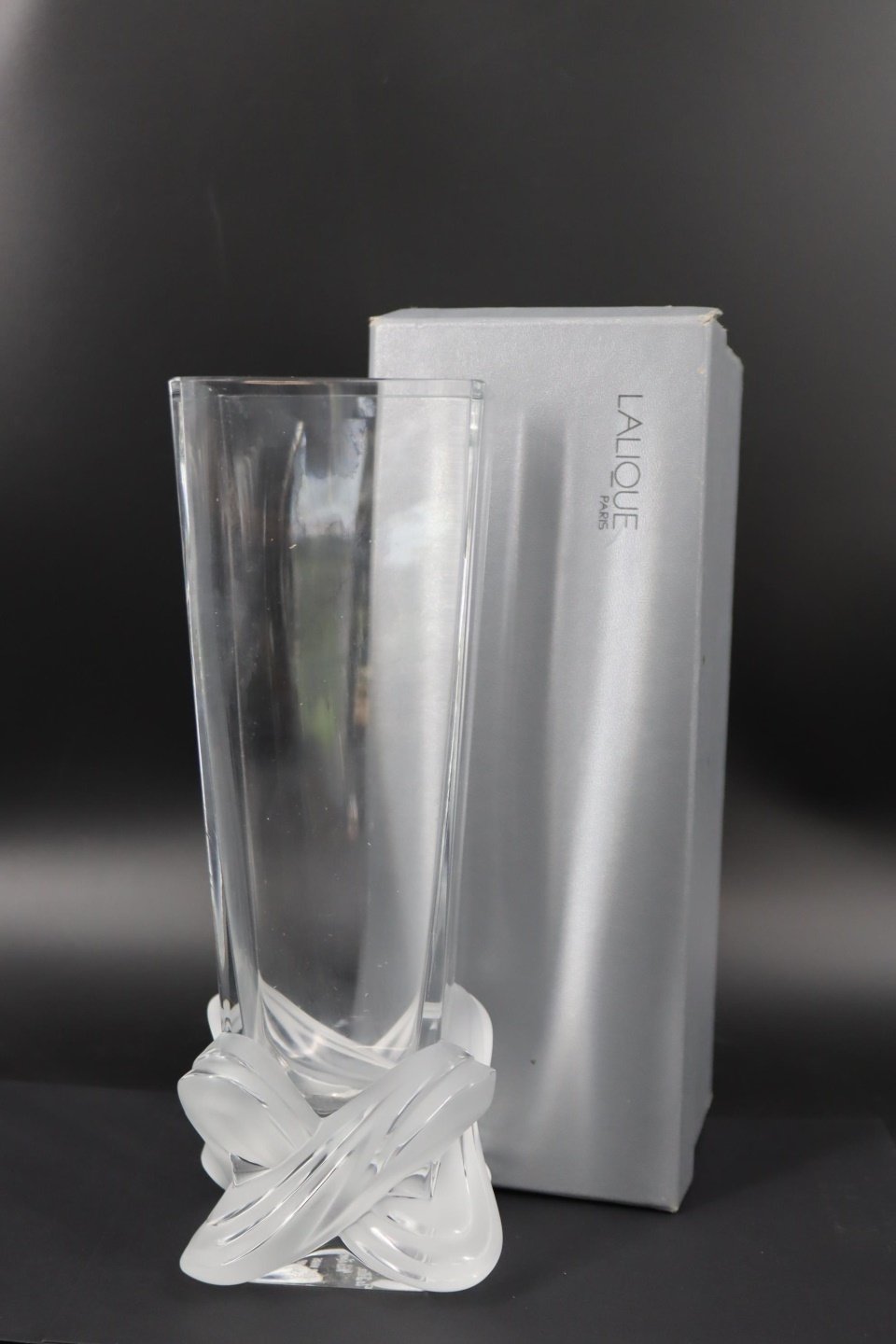 LALIQUE CRYSTAL "LUCCA" VASE.