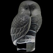LALIQUE CRYSTAL OWL PAPERWEIGH