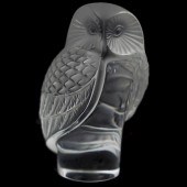 LALIQUE CRYSTAL OWL PAPERWEIGH