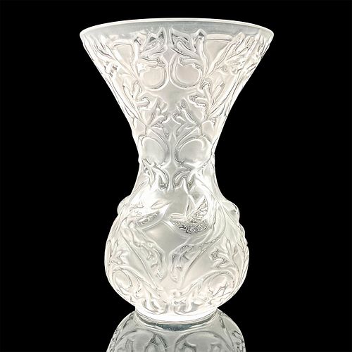 LALIQUE CRYSTAL VASE,