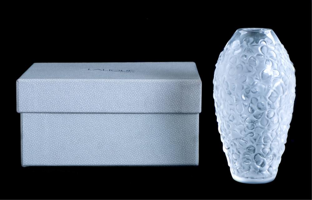 LALIQUE CRYSTAL VIOLETA VASE