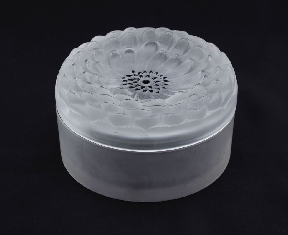 LALIQUE ''DAHLIA'' FRENCH CRYSTAL