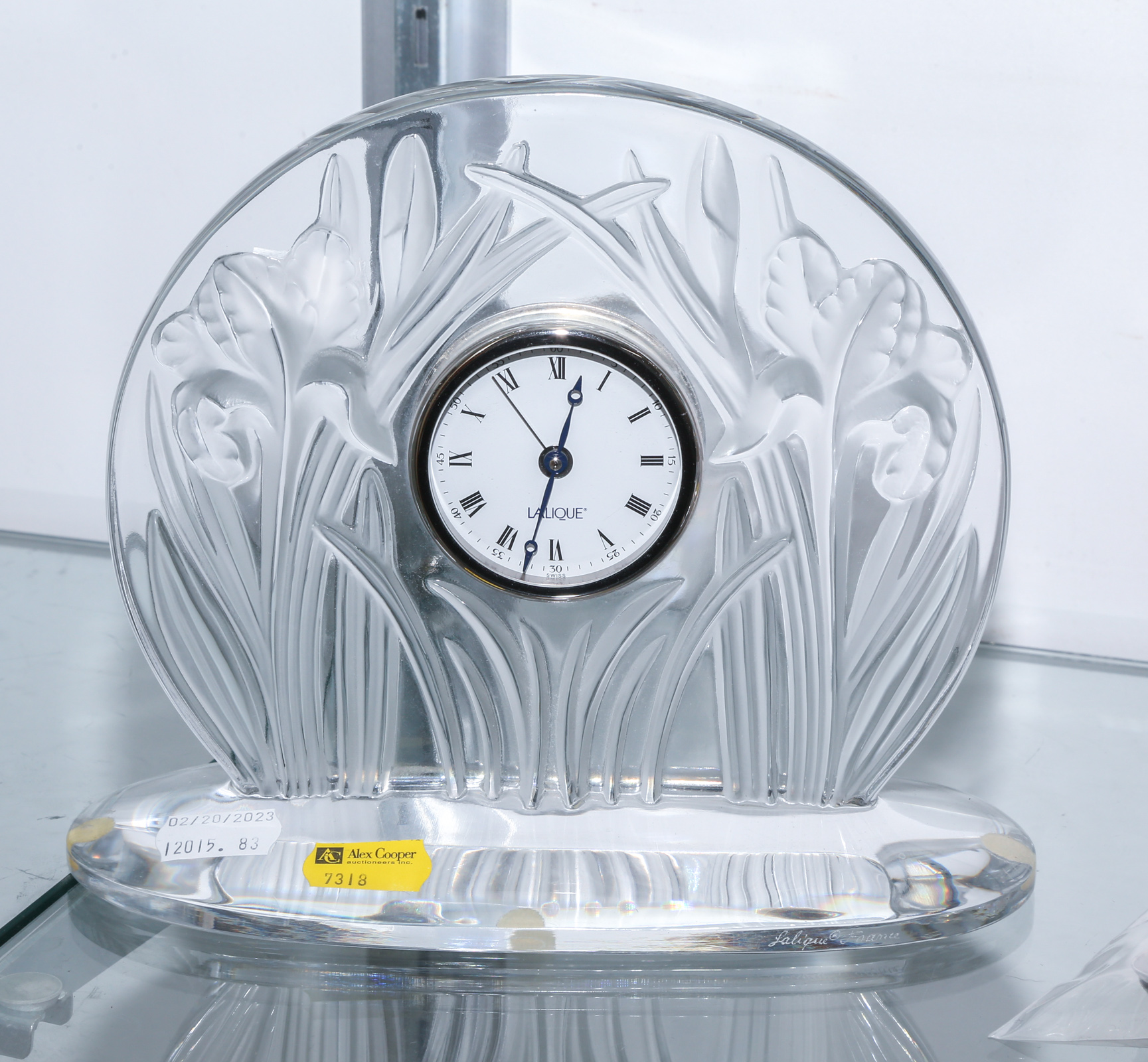 LALIQUE DESK CLOCK .