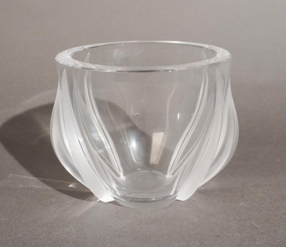 LALIQUE 'DEUX TULIPES' CRYSTAL