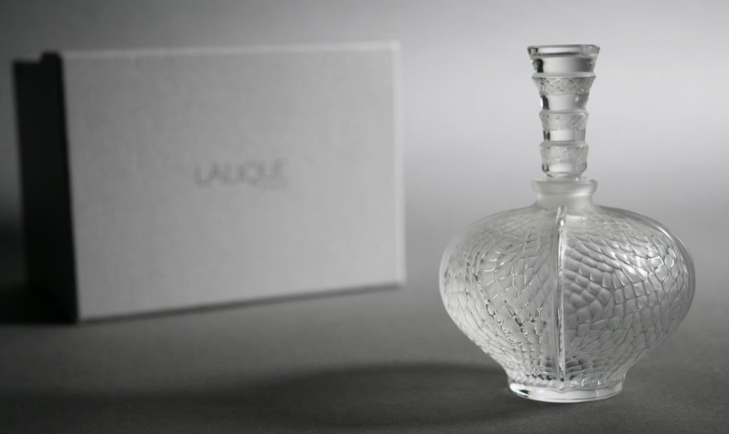 LALIQUE FLACON ELISELLES PERFUME