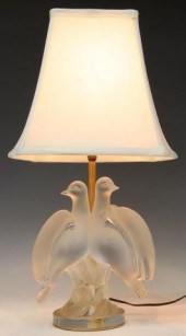 LALIQUE FRANCE 'ARIANE' FROSTE