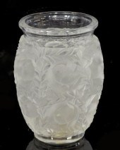 LALIQUE FRANCE 'BAGATELLE' FRO