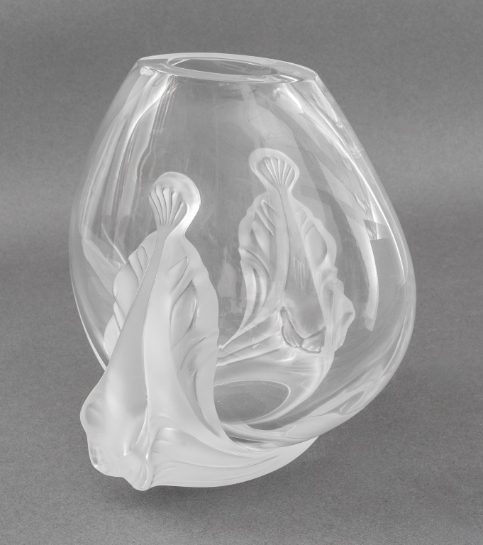LALIQUE FRANCE "GARANCE" GLASS VASE