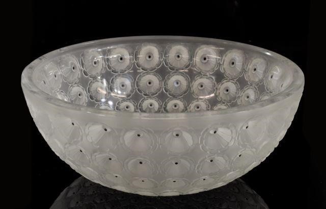 LALIQUE FRANCE 'NEMOURS' ART