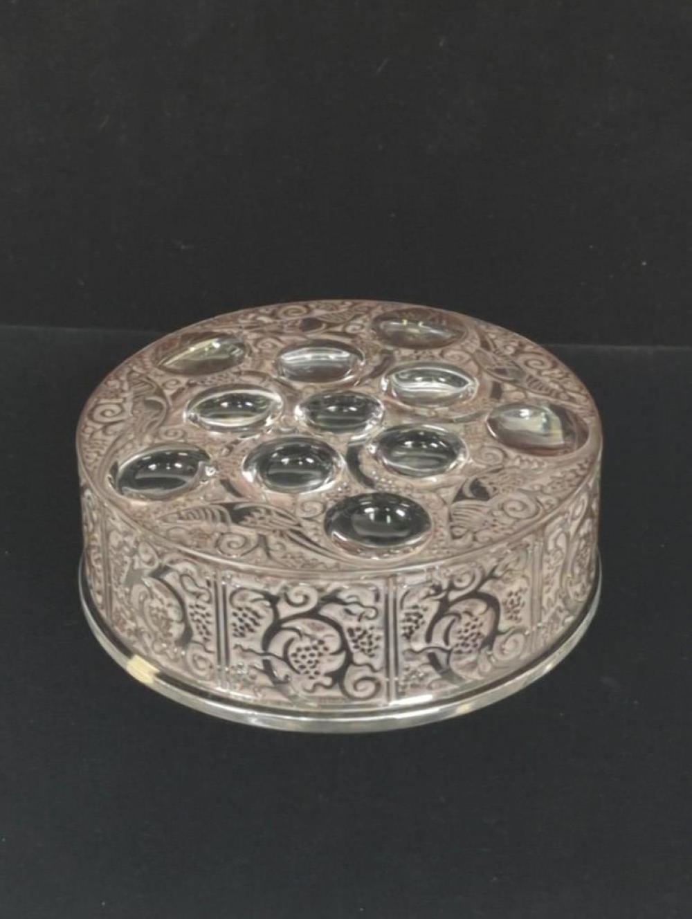 LALIQUE FRANCE "ROGER" ART DECO
