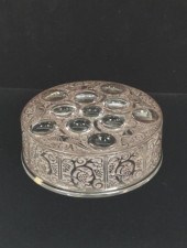 LALIQUE FRANCE "ROGER" ART DEC