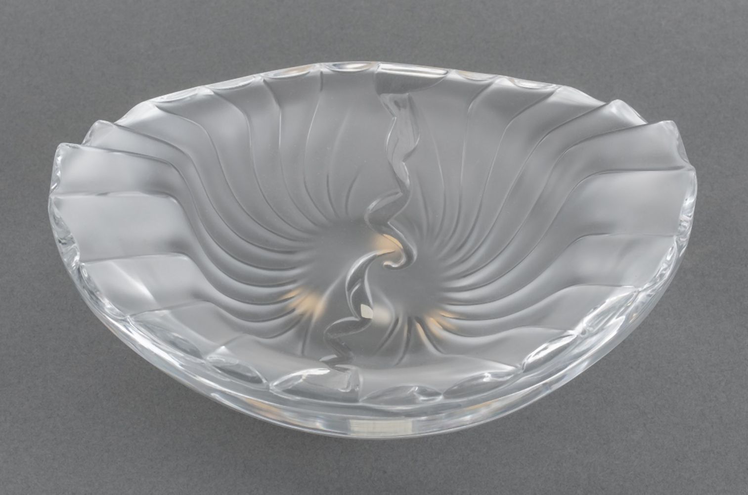 LALIQUE FRANCE SHELL FROSTED