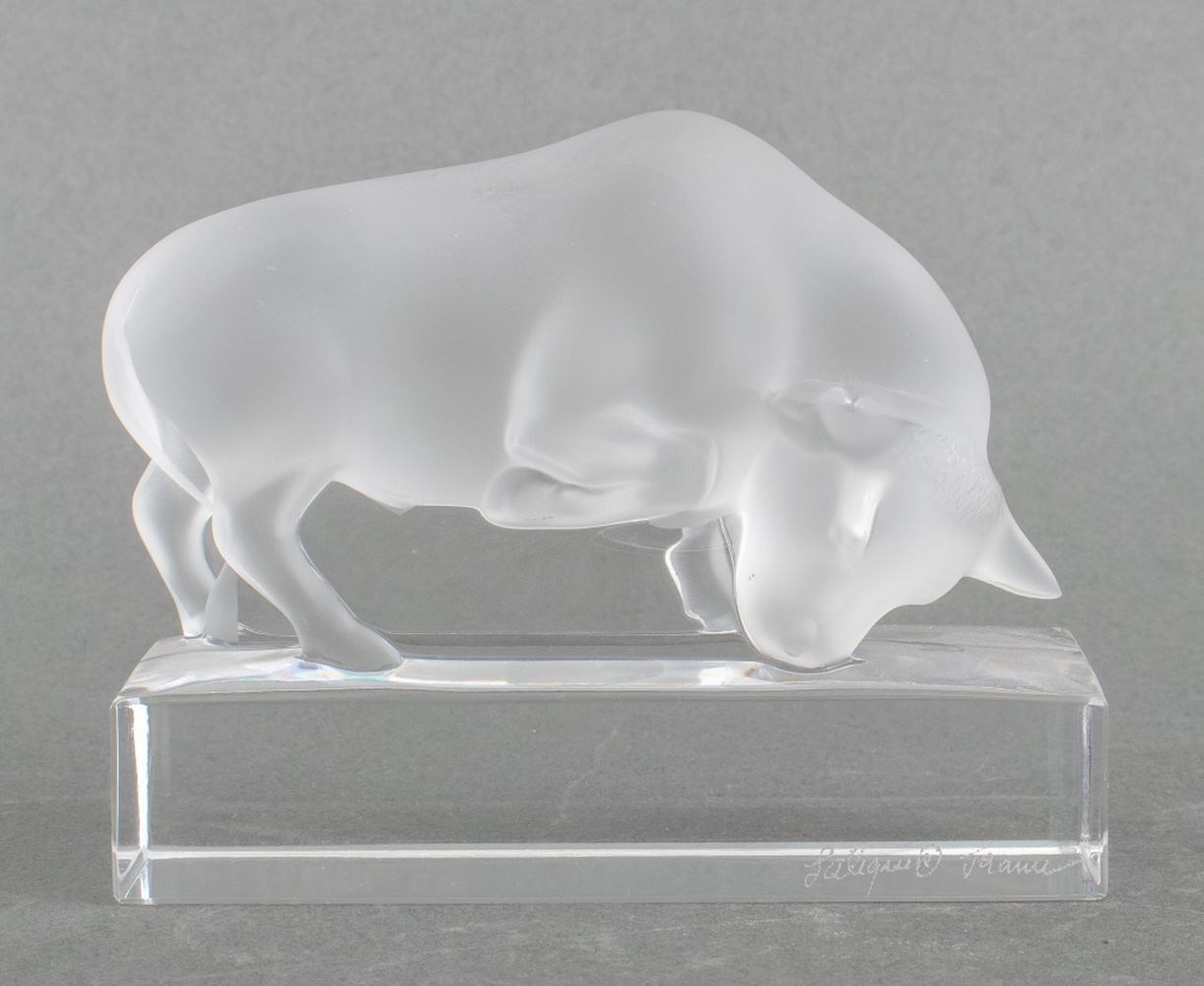 LALIQUE FRENCH GLASS BULL
