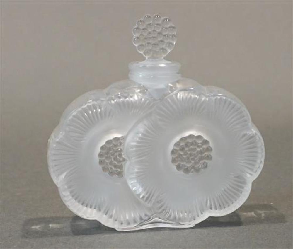 LALIQUE FROSTED CRYSTAL 'DEUX