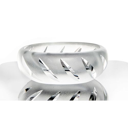 LALIQUE FROSTED CRYSTAL OVAL