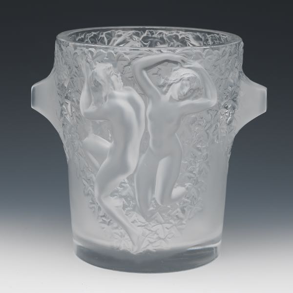 LALIQUE GANYMEDE FROSTED GLASS