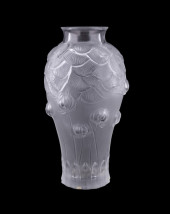 LALIQUE 'GIVERNY' COLORLESS CR