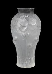 LALIQUE ‘GIVERNY' FROSTED COLO