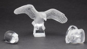 LALIQUE GLASS EAGLE, STEUBEN P