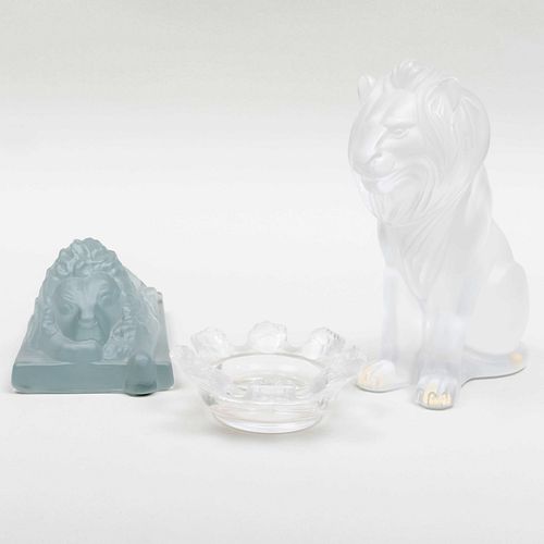 LALIQUE GLASS MODEL OF A LION AND A